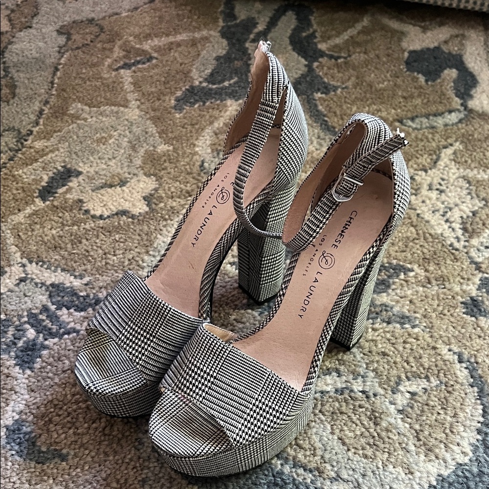 Chinese Laundry Plaid Women's Heels